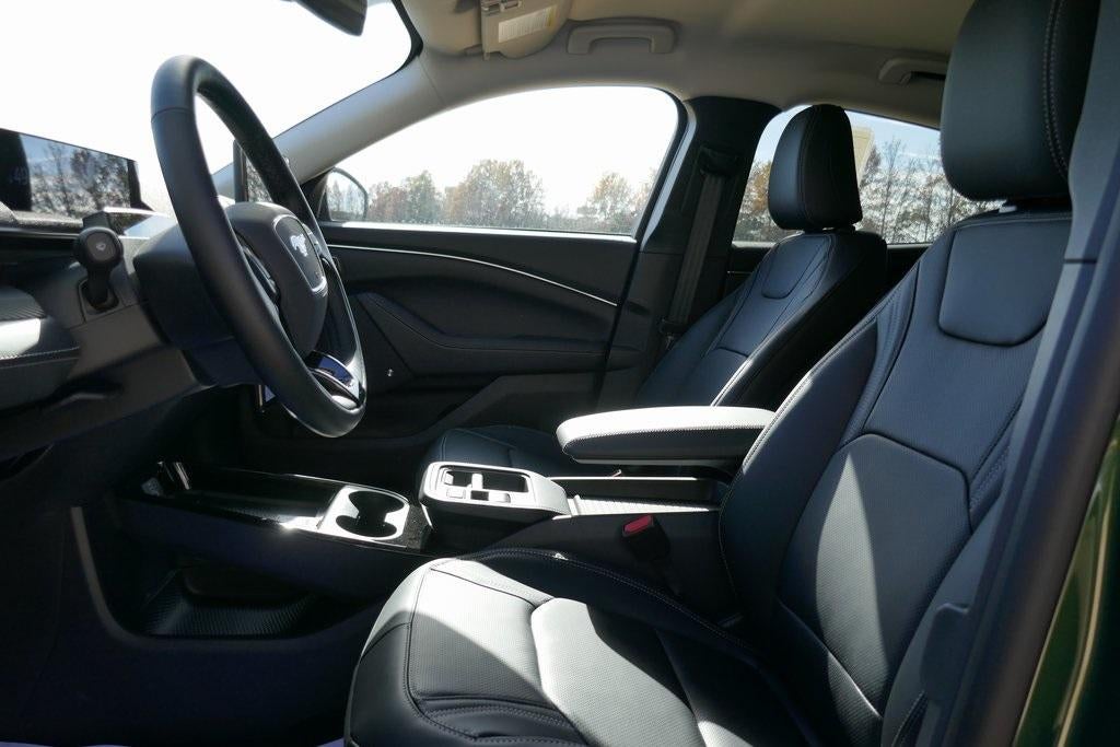 2025 Ford Mustang Mach-E Premium RWD