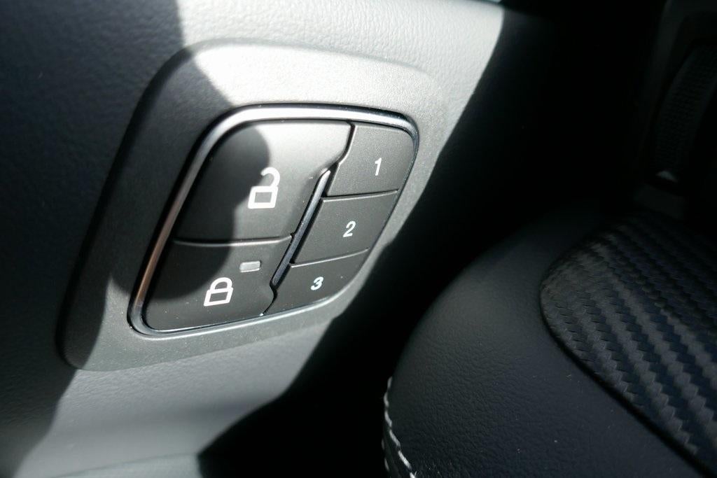 2025 Ford Mustang Mach-E Premium RWD