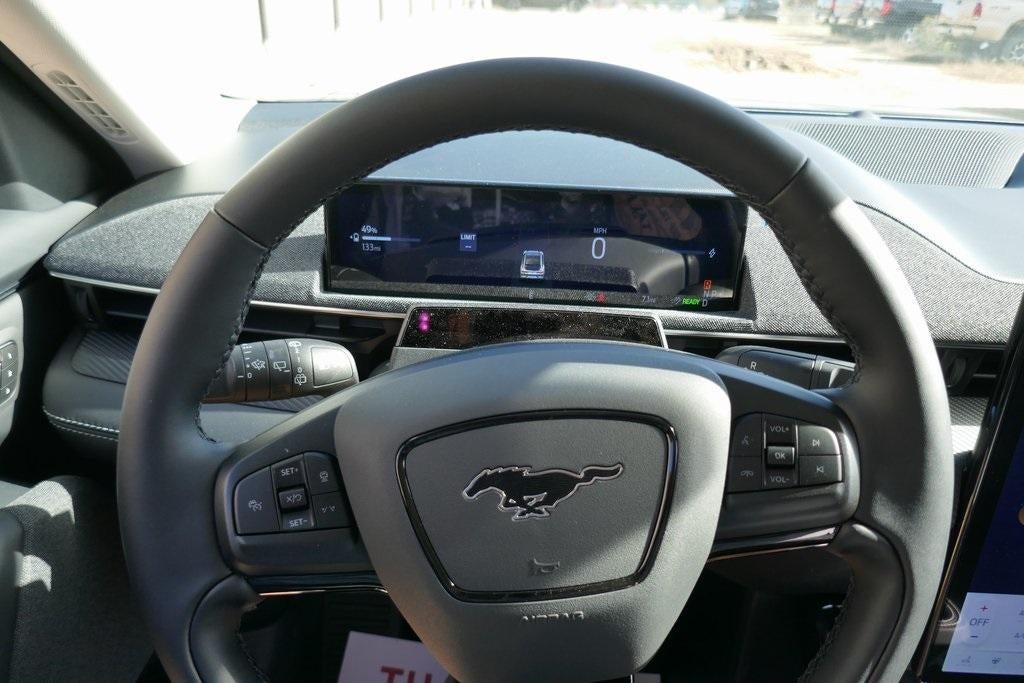 2025 Ford Mustang Mach-E Premium RWD