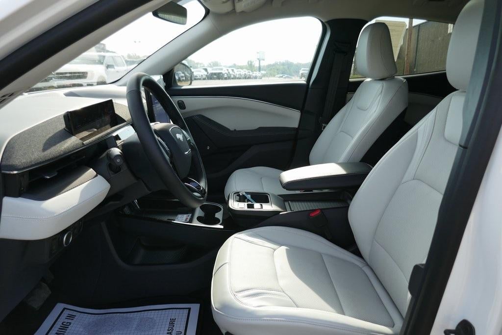 2025 Ford Mustang Mach-E Premium AWD