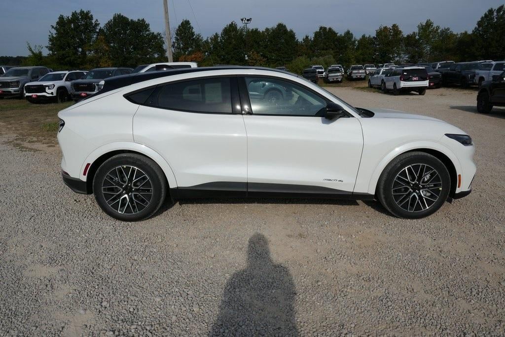 2025 Ford Mustang Mach-E Premium AWD