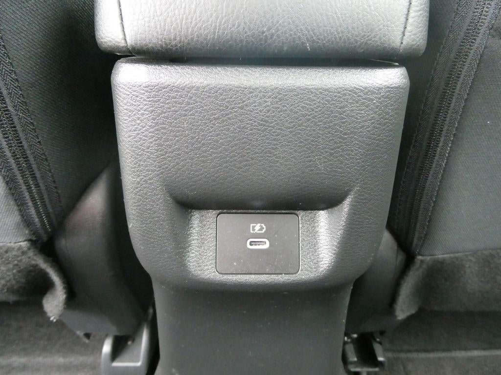 2024 Nissan Versa SV CVT