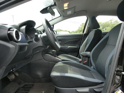 2024 Nissan Versa SV CVT