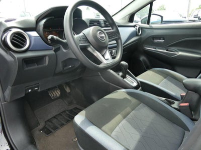 2024 Nissan Versa SV CVT