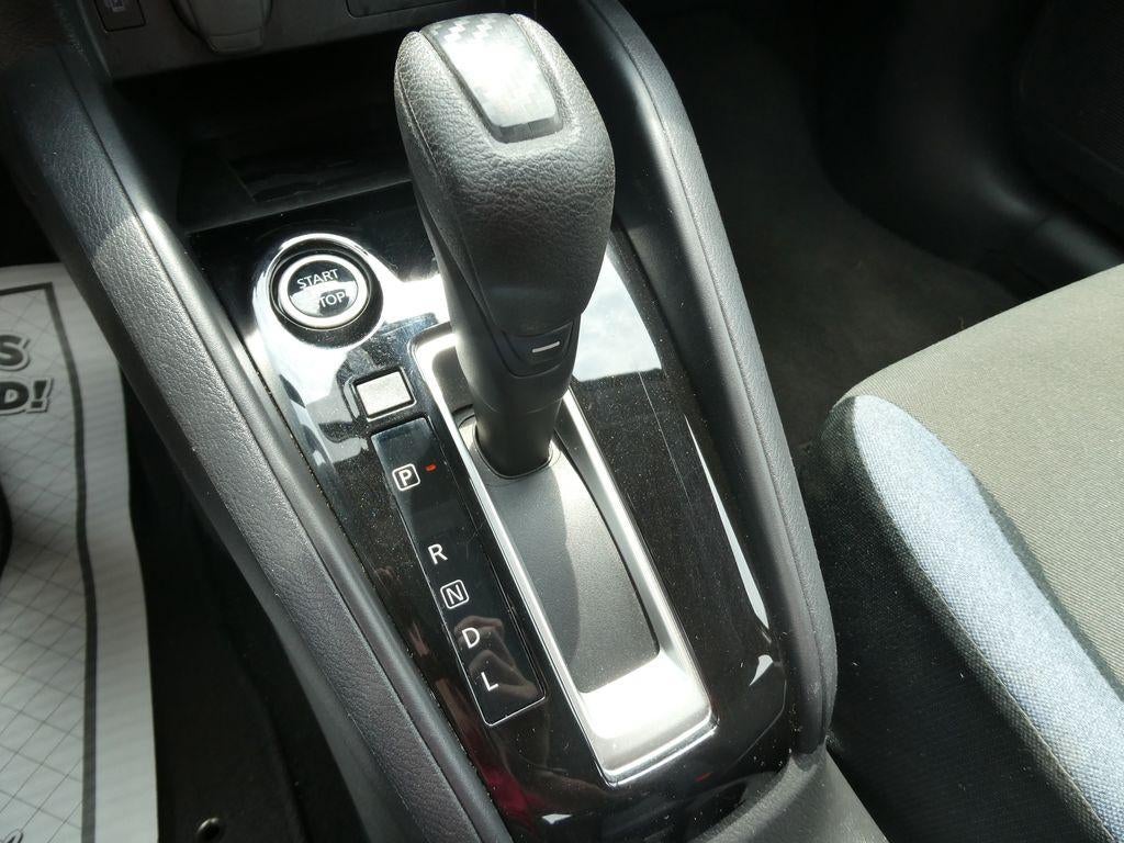 2024 Nissan Versa SV CVT