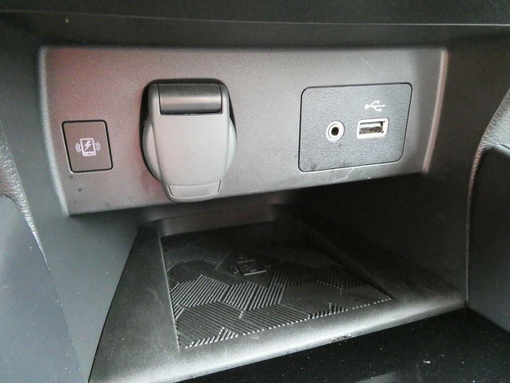 2024 Nissan Versa SV CVT