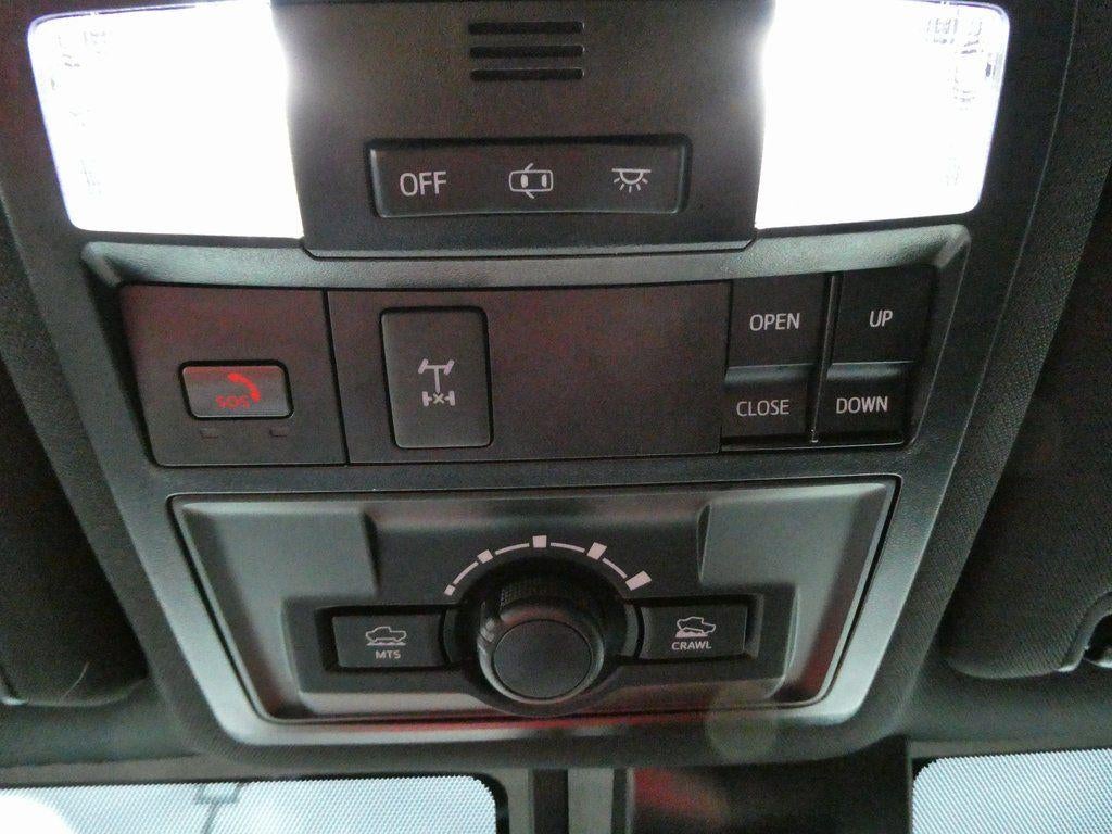 2023 Toyota Tacoma 4WD 4WD TRD Off Road Double Cab 5' Bed V6 AT (Natl)