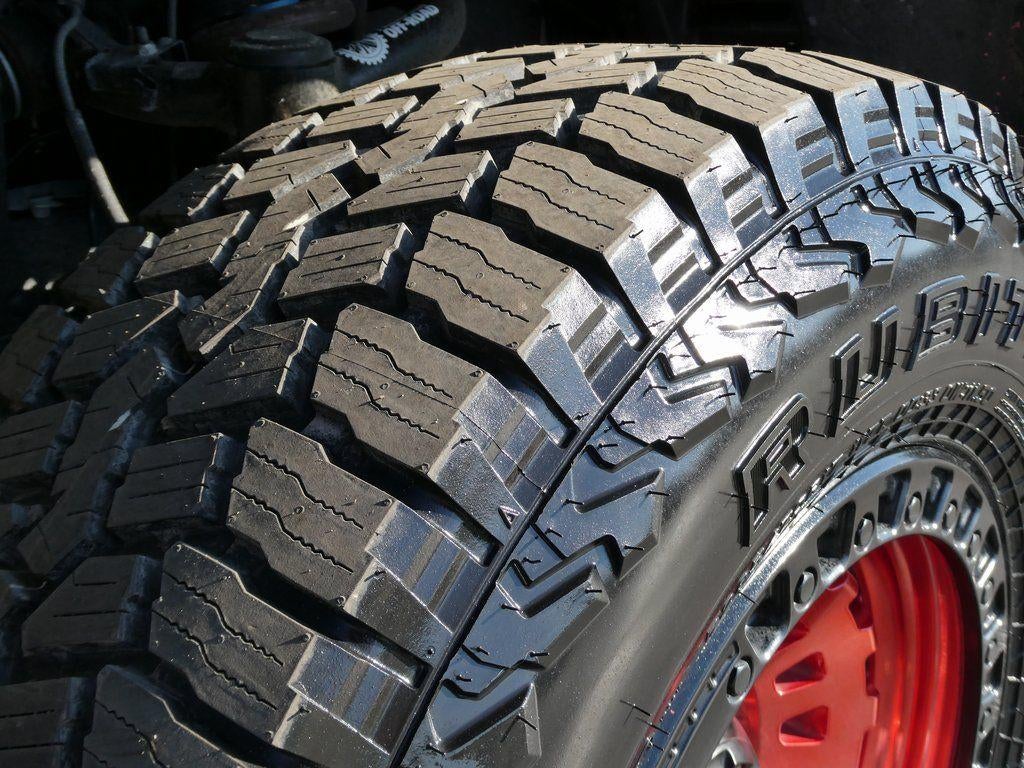 2023 Toyota Tacoma 4WD 4WD TRD Off Road Double Cab 5' Bed V6 AT (Natl)