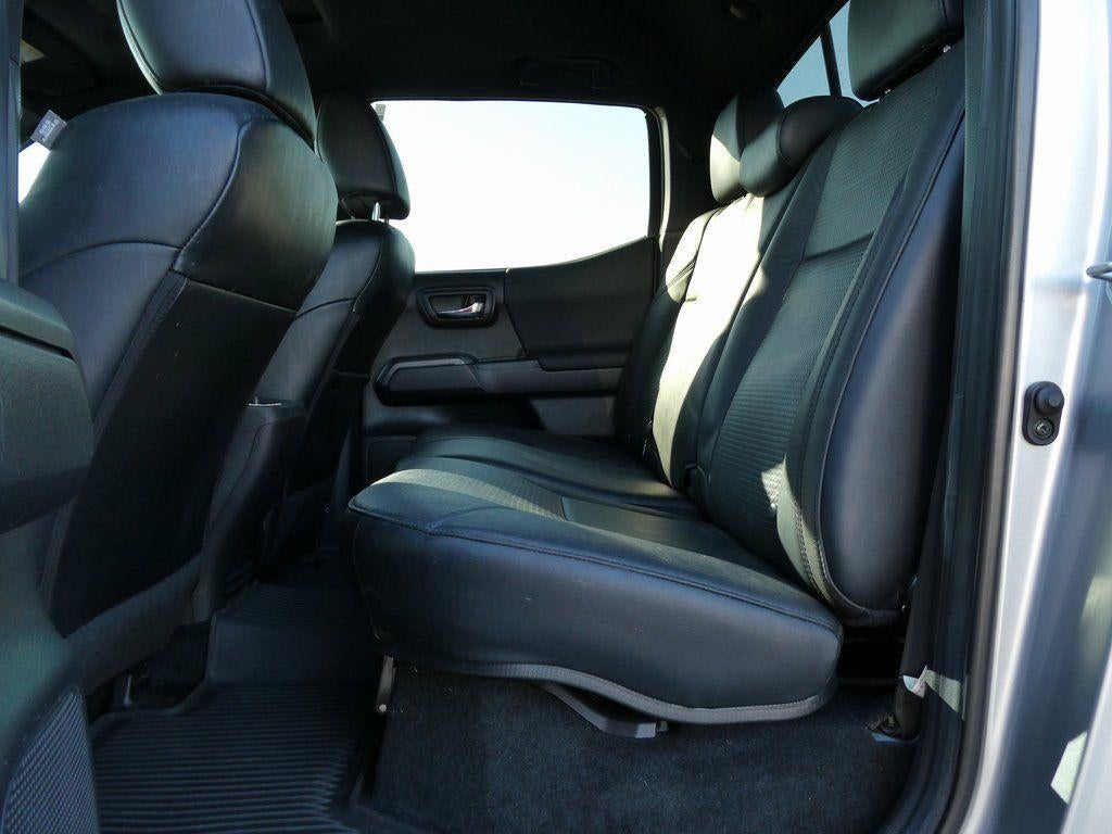 2023 Toyota Tacoma 4WD 4WD TRD Off Road Double Cab 5' Bed V6 AT (Natl)