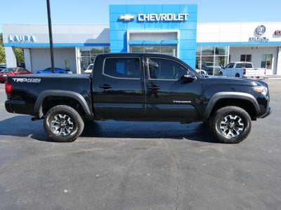 2019 Toyota Tacoma 4WD 4WD TRD Off Road Double Cab 5' Bed V6 MT (Natl)