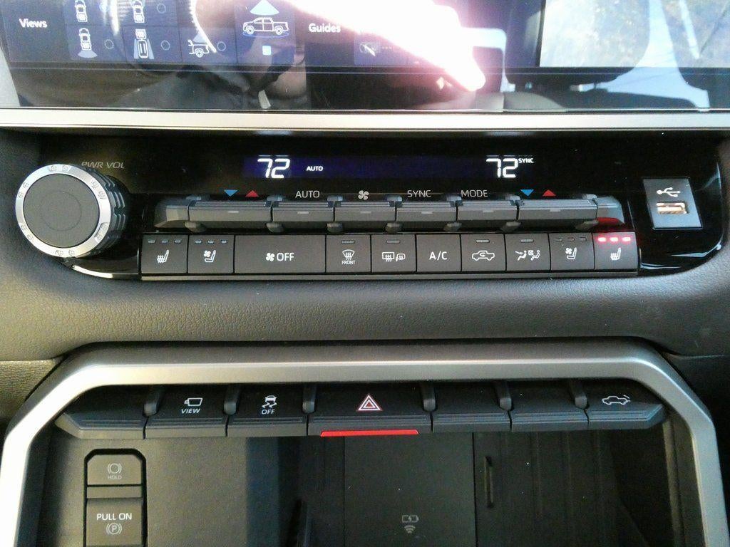 2025 Toyota Tundra 4WD 4WD Limited Hybrid CrewMax 5.5' Bed (Natl)