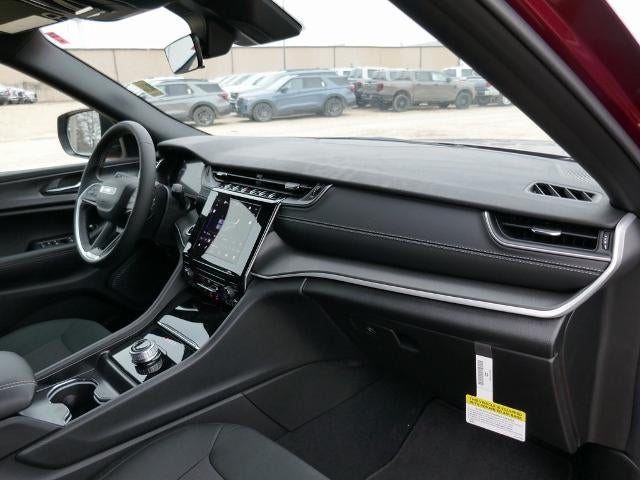 2025 Jeep Grand Cherokee GRAND CHEROKEE LAREDO X 4X4