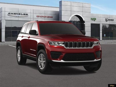 2025 Jeep Grand Cherokee GRAND CHEROKEE LAREDO X 4X4