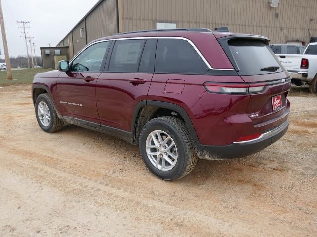 2025 Jeep Grand Cherokee GRAND CHEROKEE LAREDO X 4X4