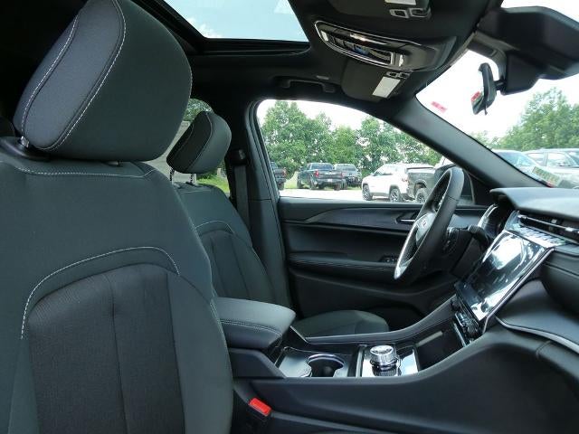 2026 Jeep Grand Cherokee GRAND CHEROKEE L LAREDO X 4X4