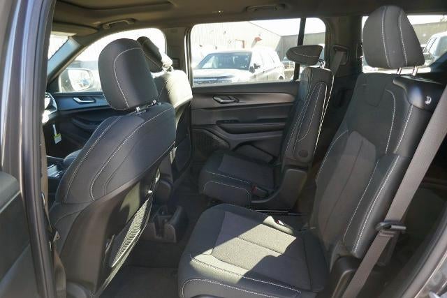 2025 Jeep Grand Cherokee GRAND CHEROKEE L LAREDO X 4X4