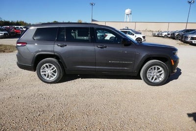 2025 Jeep Grand Cherokee GRAND CHEROKEE L LAREDO X 4X4
