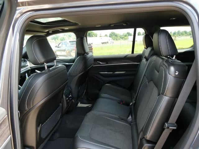 2026 Jeep Grand Cherokee GRAND CHEROKEE L LAREDO ALTITUDE 4X4