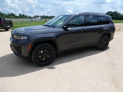 2026 Jeep Grand Cherokee GRAND CHEROKEE L LAREDO ALTITUDE 4X4