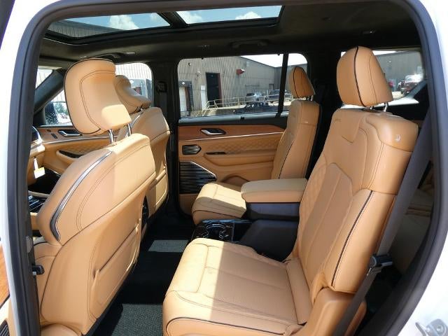 2026 Jeep Grand Cherokee GRAND CHEROKEE L SUMMIT 4X4