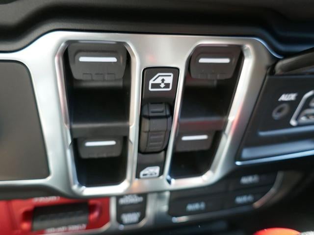 2026 Jeep Gladiator GLADIATOR SHADOW OPS 4X4