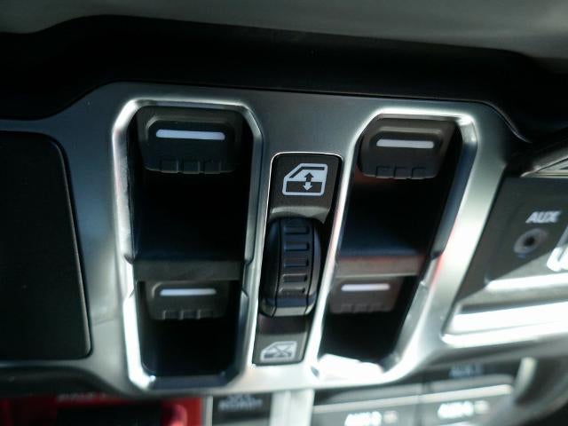 2026 Jeep Gladiator GLADIATOR MOJAVE X 4X4