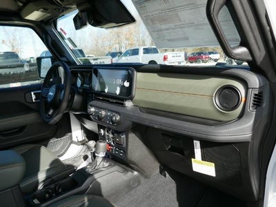 2026 Jeep Gladiator GLADIATOR MOJAVE X 4X4