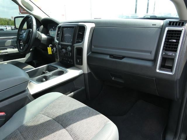 2018 RAM 1500 Big Horn Crew Cab 4x4 6'4' Box