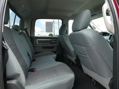 2018 RAM 1500 Big Horn Crew Cab 4x4 6'4' Box