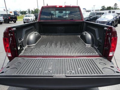 2018 RAM 1500 Big Horn Crew Cab 4x4 6'4' Box