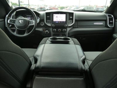 2022 RAM 1500 Big Horn Crew Cab 4x4 5'7' Box