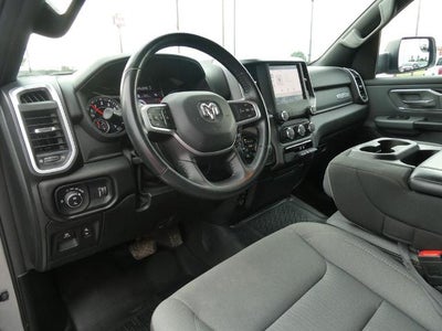 2022 RAM 1500 Big Horn Crew Cab 4x4 5'7' Box