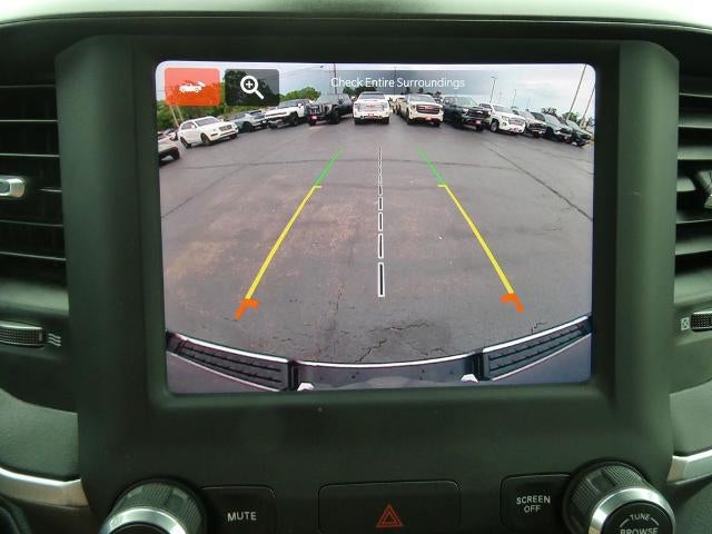 2022 RAM 1500 Big Horn Crew Cab 4x4 5'7' Box