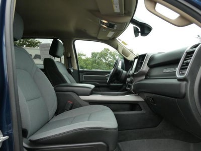 2020 RAM 1500 Big Horn Crew Cab 4x4 5'7' Box