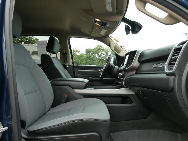 2020 RAM 1500 Big Horn Crew Cab 4x4 5'7' Box