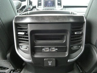 2020 RAM 1500 Big Horn Crew Cab 4x4 5'7' Box