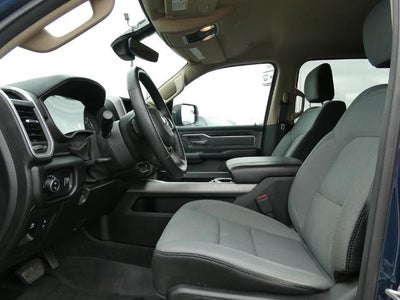 2020 RAM 1500 Big Horn Crew Cab 4x4 5'7' Box
