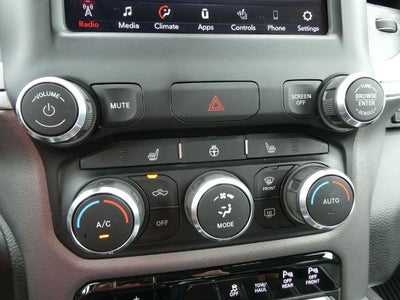 2020 RAM 1500 Big Horn Crew Cab 4x4 5'7' Box