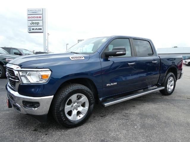 2020 RAM 1500 Big Horn Crew Cab 4x4 5'7' Box