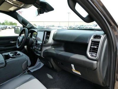 2026 RAM 1500 RAM 1500 TRADESMAN CREW CAB 4X4 5'7' BOX