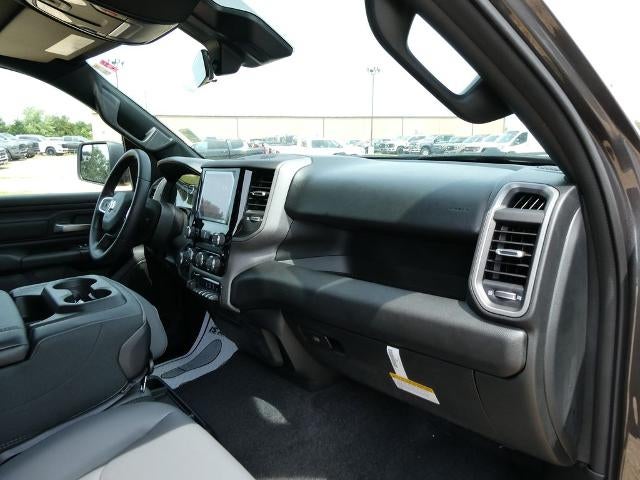 2026 RAM 1500 RAM 1500 TRADESMAN CREW CAB 4X4 5'7' BOX