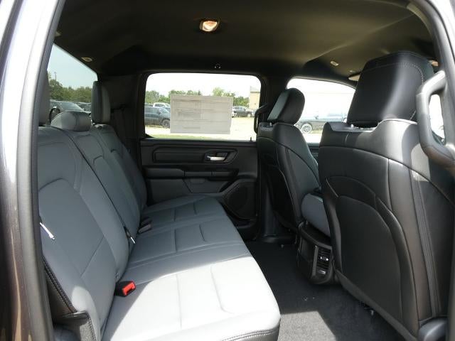 2026 RAM 1500 RAM 1500 TRADESMAN CREW CAB 4X4 5'7' BOX