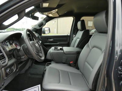 2027 RAM 1500 RAM 1500 TRADESMAN CREW CAB 4X4 5'7' BOX