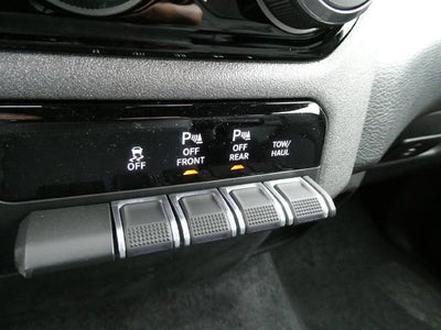 2027 RAM 1500 RAM 1500 TRADESMAN CREW CAB 4X4 5'7' BOX