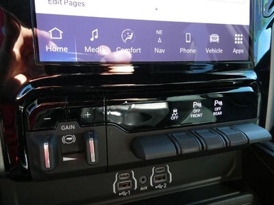 2025 RAM 1500 Laramie Crew Cab 4x4 5'7' Box