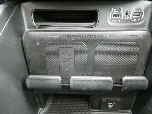 2023 RAM 1500 Laramie Crew Cab 4x4 5'7' Box