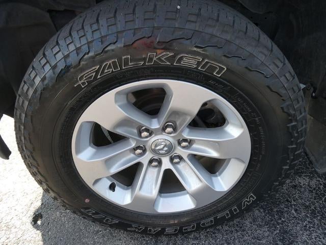 2021 RAM 1500 Laramie Crew Cab 4x4 5'7' Box