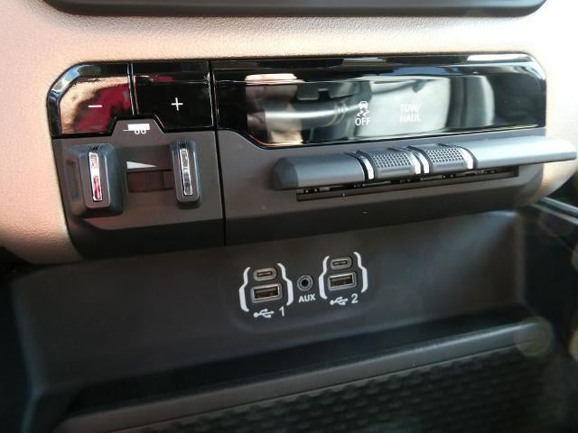 2021 RAM 1500 Laramie Crew Cab 4x4 5'7' Box