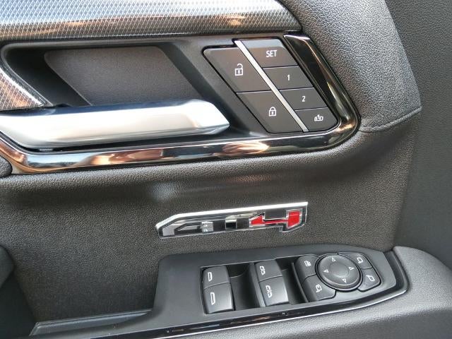 2025 GMC Sierra 1500 4WD Crew Cab Short Box AT4