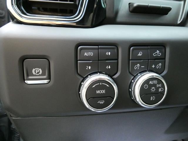 2025 GMC Sierra 1500 4WD Crew Cab Short Box AT4